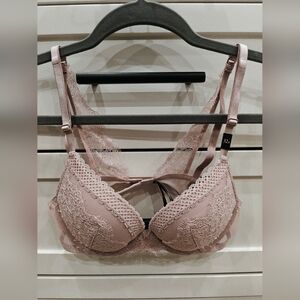 NEW Victoria's Secret Lace Push-Up Pink Bra
